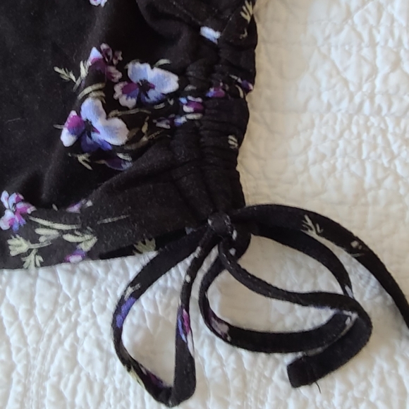 Forever21 Crop Top - Picture 2 of 3